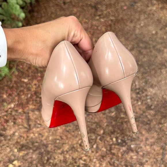 Christian Louboutin Blush Pink Heels - Picture 11 of 11